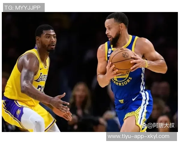 库里赞巴特勒挡拆技巧称其持球冷静能得分也能助攻队友 库里赞巴特勒挡拆技巧称其持球冷静能得分也能助攻队友