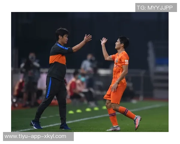 前国脚黄勇正式担任盐城队主教练开启新征程 前国脚黄勇正式担任盐城队主教练开启新征程