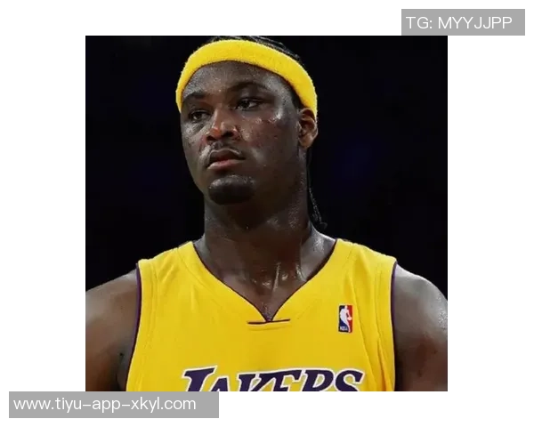 夸梅直言布朗尼防守能力不足父亲光环让他受到过高期待 夸梅直言布朗尼防守能力不足父亲光环让他受到过高期待