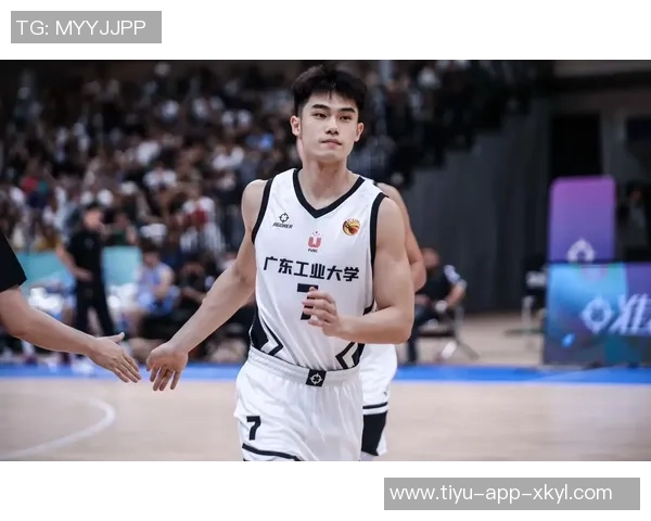 洲俱杯篮球赛广州队惜败摩洛哥AS萨莱邵炜昀贡献17分表现亮眼 洲俱杯篮球赛广州队惜败摩洛哥AS萨莱邵炜昀贡献17分表现亮眼